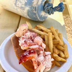 Clam Haven lobster roll